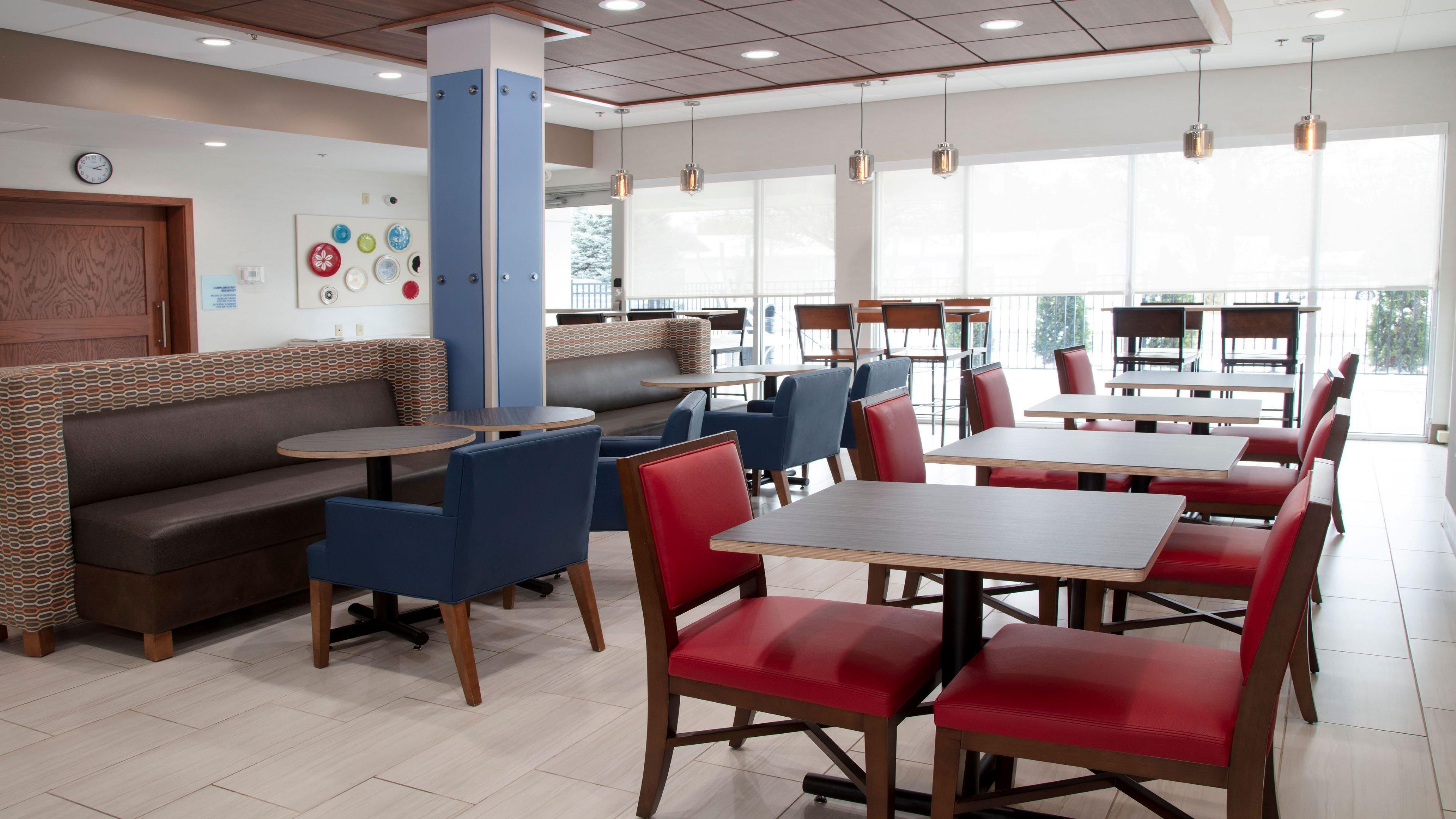 Holiday Inn Express & Suites - Marion By Ihg Extérieur photo