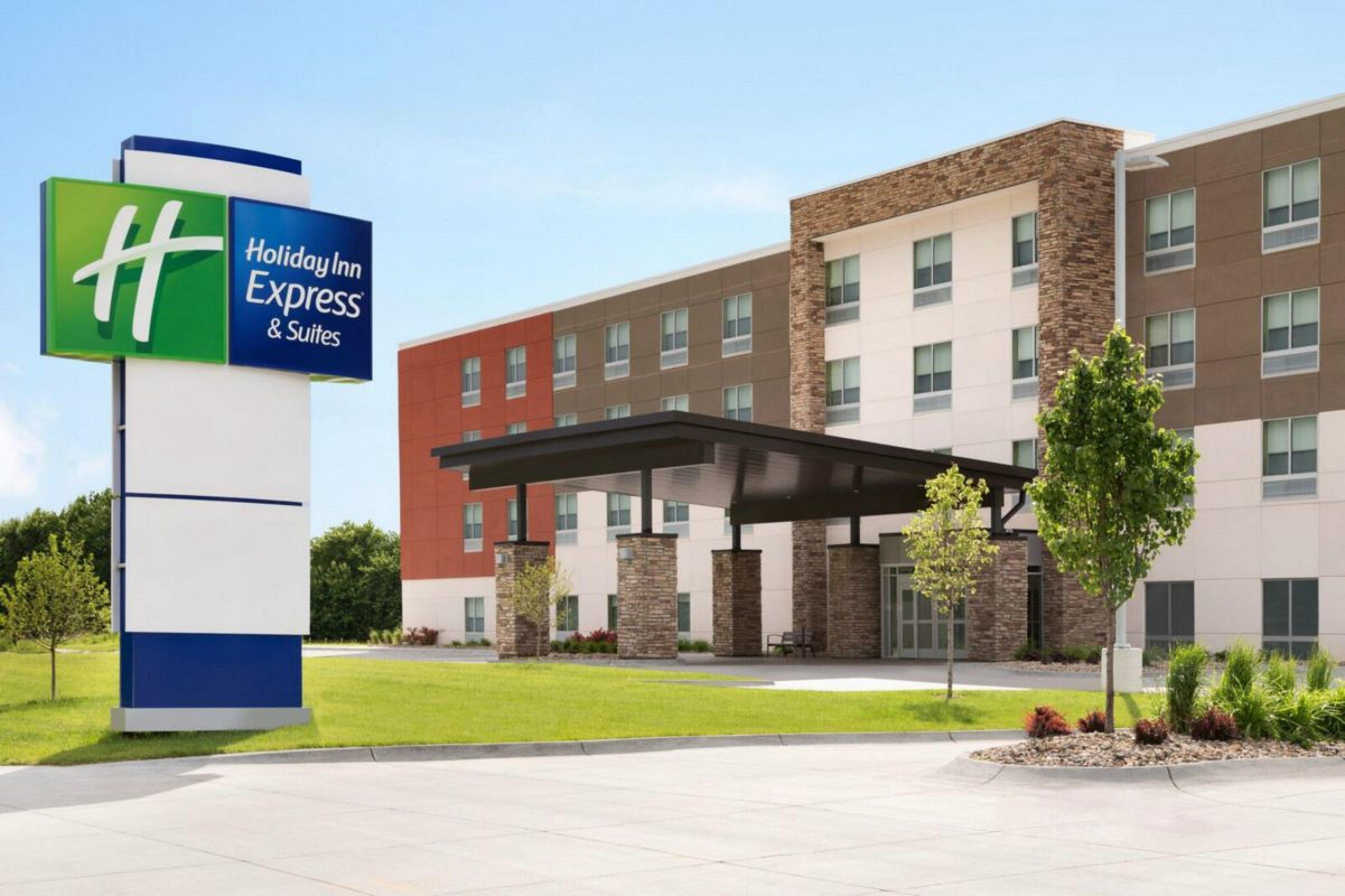 Holiday Inn Express & Suites - Marion By Ihg Extérieur photo